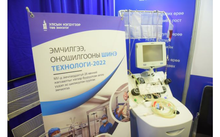 Чөмөг шилжүүлэн суулгах эмчилгээ шилдгээр шалгарав